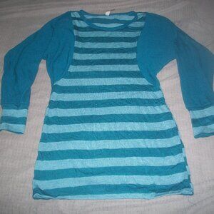 womens sweater.blue stripe.size medium